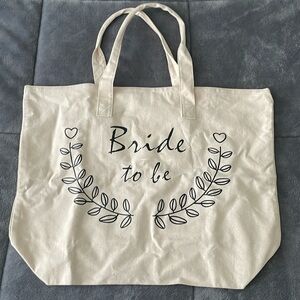 Bride to be tote bag